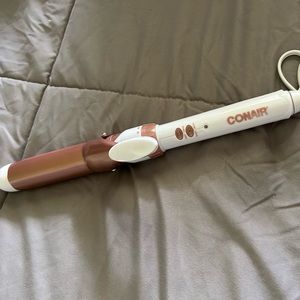 Infinity Pro by Conair Double Ceramic
Curling Iron Rose Gold 1.25"
